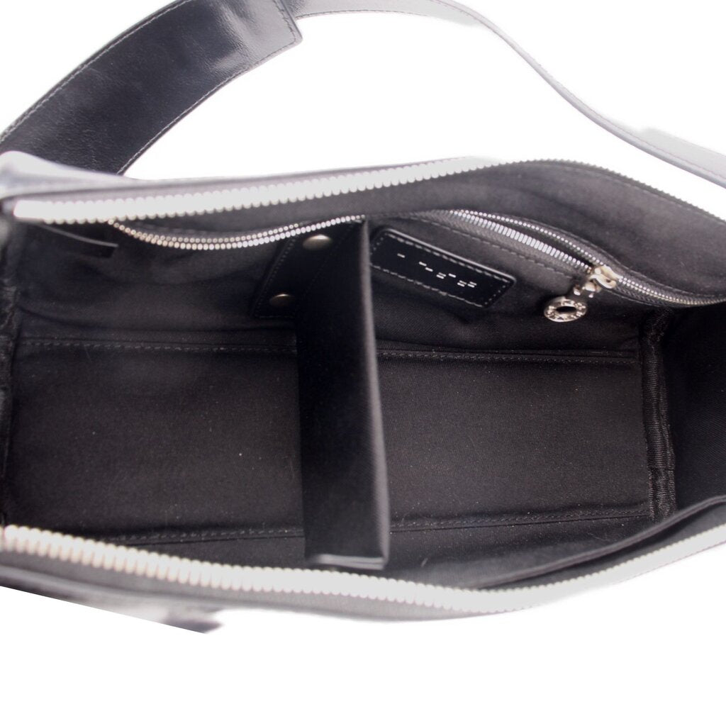AEST STUDIO MEDIUM CAPTURE SLING SHOULDER BAGS BLACK