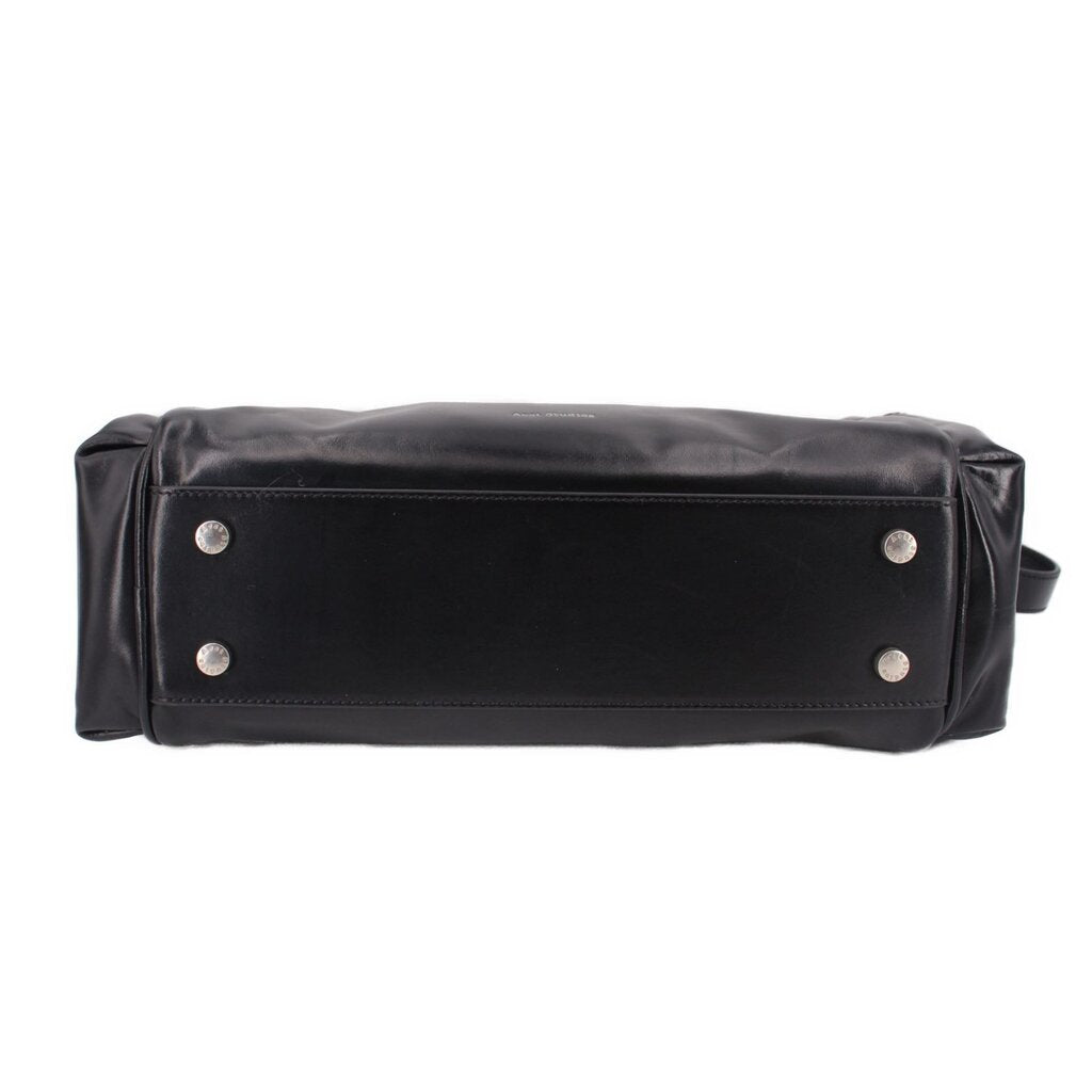 AEST STUDIO MEDIUM CAPTURE SLING SHOULDER BAGS BLACK